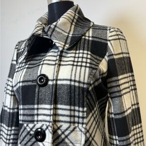 Ambition Plaid Wool-Blend Coat – Size Small